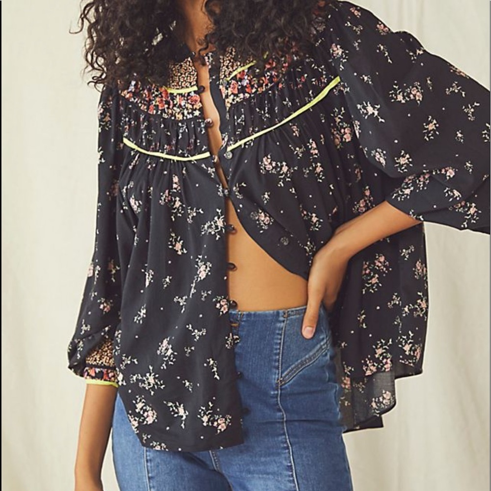 Free people blouse NWT black